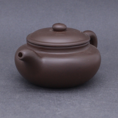 Чайник темный из исинской глины, 250мл
