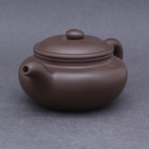 Чайник темный из исинской глины, 250мл